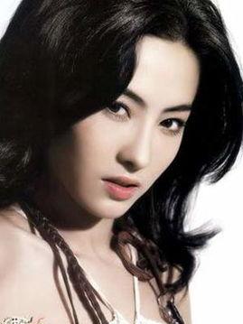 最美明星网红是谁女,她是谁？