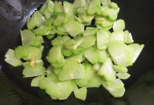 佛手瓜多少钱一斤今日,今日行情一斤多少钱？”