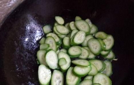 荷兰瓜今日行情怎么样,涨跌互现，市场动态解析