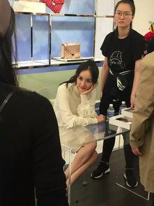 明星网红路人图图片高清