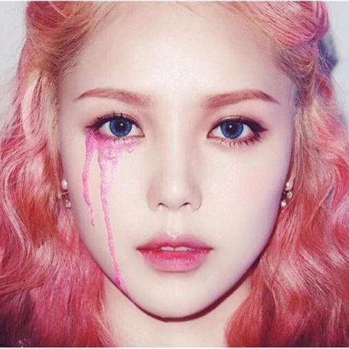 明星网红同款作品推荐,明星效应下的时尚风向标