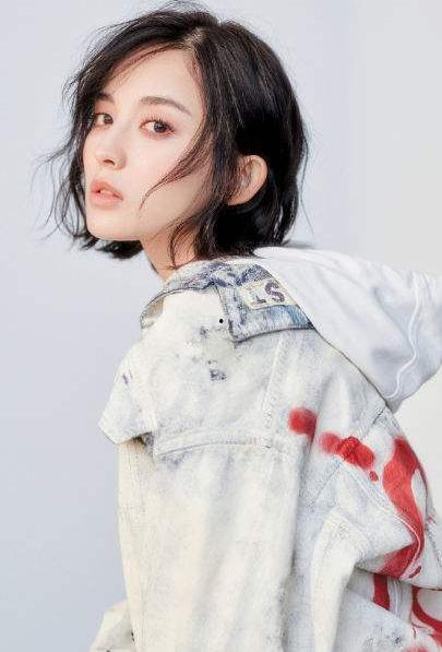 明星网红古力娜扎,从明星网红到时尚偶像的华丽蜕变